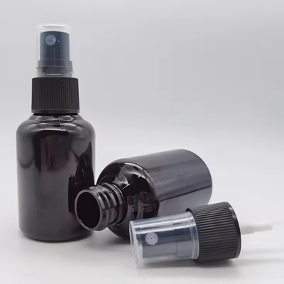 50ml PET-Glanzschwarze Kunststoff-Kosmetik-Sprayflasche mit schwarzem feinem Sprühkopf