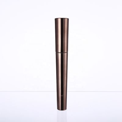 Wimperntuschen-Rohre 12ml 15mm sind Rosa und schwarzes Wimperntuschen-Rohr 12g sperrig